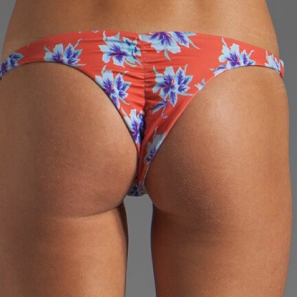 Acacia Axel in Vintage Aloha, Large Original Print